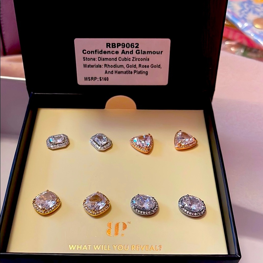 BP SIMPLY STUDS Confidence and Glamour Earrings Set